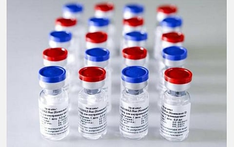 2-ம் கட்ட ஆராய்ச்சிக்காக ஆக்ஸ்போர்டு பல்கலை.யின் ‘கோவிஷீல்டு’ மருந்து சென்னை வந்தது: கரோனா தடுப்பு மருந்து பணிகள் தீவிரம்