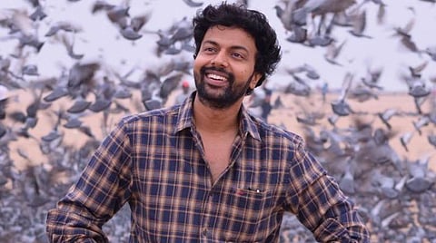 அறிமுகம், கஷ்டங்கள், துரத்திய கேள்வி: அஜய் பகிர்வு