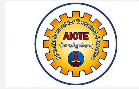 அமைப்புகளின் கதை 3: அகில இந்திய தொழில்நுட்பக் கல்விக் குழு- ஏஐசிடிஇ