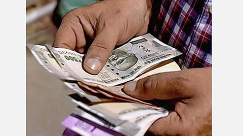 பிரதமர் கிசான் நிதியுதவி திட்டத்தில் ஒரே கிராமத்தில் 376 போலி பயனாளிகள்: விழுப்புரத்தில் ரூ.6.5 கோடி மோசடி