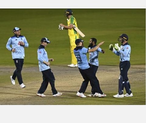 63  ரன்களுக்கு 8 விக்கெட்டுகள் சரிந்து ‘சோக்கர்ஸ்’ ஆன ஆஸ்திரேலியா: இங்கிலாந்தின் விடாமுயற்சி வெற்றி