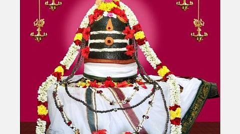 மகாளய பட்ச மகா பிரதோஷம் இன்று!  சிவ தரிசனம் செய்தால் மகா புண்ணியம்