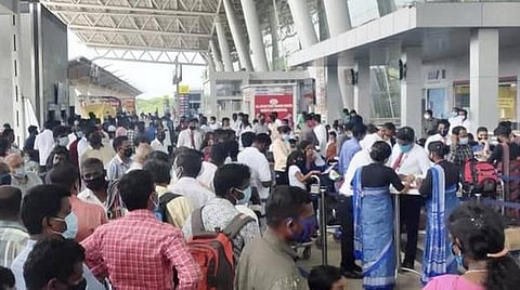 செப்டம்பர் 15-ம் தேதி சென்னை நிலவரம்; கரோனா தொற்றிலிருந்து மீண்டவர்கள், சிகிச்சையில் இருப்பவர்கள்: மண்டல வாரியான பட்டியல்