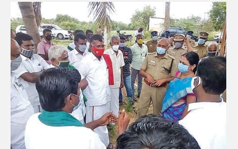 ஐடிபிஎல் எண்ணெய் குழாய் திட்டத்தால் பாதிப்பு; விவசாயிகளின் கோரிக்கை அரசுக்கு தெரிவிக்கப்படும்: திருப்பூர் மாவட்ட நிர்வாகத்தின் அறிவிப்பால் போராட்டம் ஒத்திவைப்பு