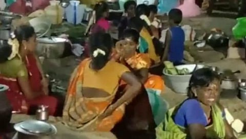 மழை பெய்து விவசாயம் செழிக்க வேண்டி கடலாடி அருகே பெண்கள் நூதன வழிபாடு 