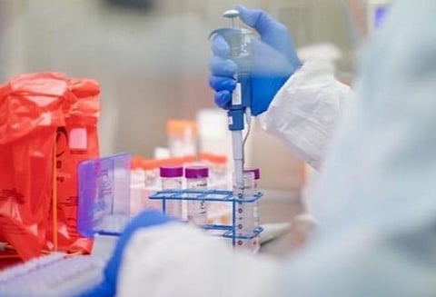 ரஷ்யாவின் கரோனா தடுப்பூசி: ஏழு பேரில் ஒருவருக்குப் பக்கவிளைவு