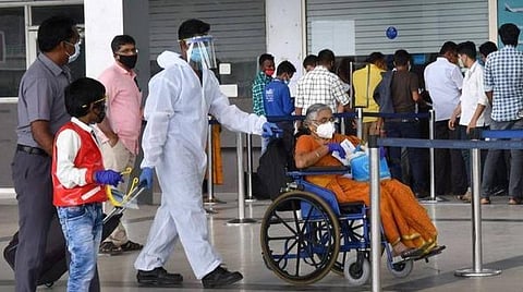 செப்டம்பர் 19-ம் தேதி சென்னை நிலவரம்; கரோனா தொற்றிலிருந்து மீண்டவர்கள், சிகிச்சையில் இருப்பவர்கள்: மண்டல வாரியான பட்டியல்