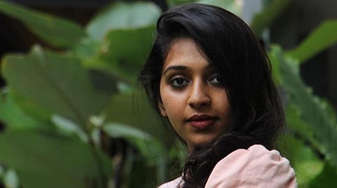 சினிமாவை விட்டுவிடச் சொன்ன ரசிகருக்கு லட்சுமி மேனன் பதிலடி