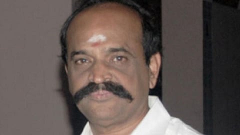 நடிகர் சங்கத் தேர்தல் தொடர்பாக பேச்சுவார்த்தை நடத்த முன்வந்தால் அரசு உதவி செய்யும்: அமைச்சர் கடம்பூர் ராஜூ