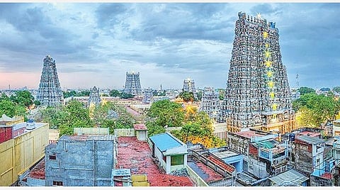 மதுரை மீனாட்சி அம்மன் கோயில் வீர வசந்தராயர் மண்டபம் புதுப்பிப்பு எப்போது? - கும்பாபிஷேகம் தள்ளிப்போக வாய்ப்பு