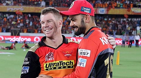 சன்சைர்ஸ் கேப்டன் வார்னர், ஆர்சிபி கேப்டன் கோலி : கோப்புப்படம்