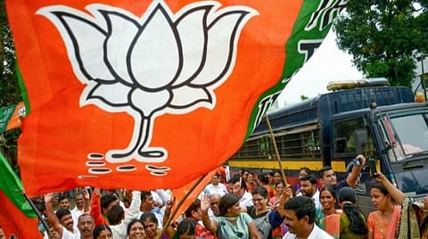 பாஜக மாநிலத் தலைவர் வருகையின்போது தடை உத்தரவை மீறி வாகனப் பேரணி; 970 பேர் மீது வழக்கு