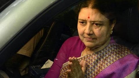 என்னைப் பற்றிய தகவல்களை ஆர்டிஐ‍‍-யில் தரக்கூடாது: சிறை கண்காணிப்பாளருக்கு சசிகலா கடிதம்: விடுதலையை தடுக்க முயற்சிப்பதாகவும் குற்றச்சாட்டு