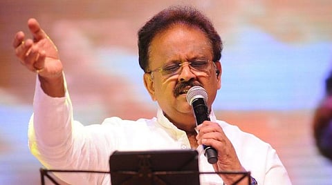 இனிமையான குரலின் இழப்பை உணர்வேன்: எஸ்பிபி மறைவுக்கு ஷாரூக் கான், சல்மான் கான், ஆமிர் கான் இரங்கல்