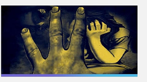 உ.பி.யில் தலித் பெண் கூட்டு பலாத்காரம் செய்யப்பட்டு நாக்கு துண்டிப்பு:  கொடூரத்தினால் உயிர் ஊசல்