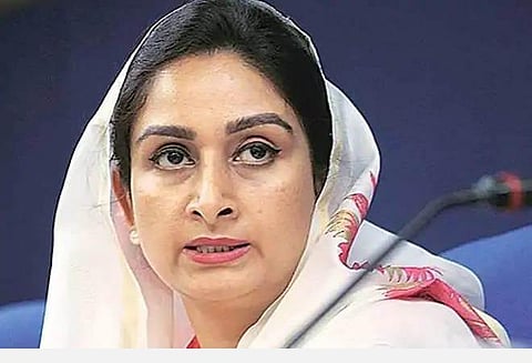 அகாலி தளம் கட்சியின் மூத்த தலைவர் ஹர்சிம்ரத் கவுர் : கோப்புப்படம்