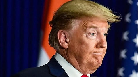 சர்வாதிகாரிகளை வீழ்த்த சரியான ஆயுதம்: பகடி!