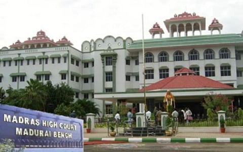 தமிழகத்தில் வழிபாட்டுத் தலங்களைத் திறக்கக்கோரிய மனு முடித்து வைப்பு