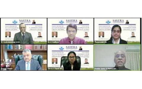 இணையவழியாக நடைபெற்ற நிகழ்ச்சியில் பங்கேற்றவர்கள்.