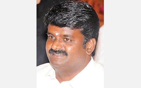 தமிழகத்தில் மேலும் 11 இடங்களில் அவசர சிகிச்சை மையம்: மக்கள் நல்வாழ்வுத் துறை அமைச்சர் சி.விஜயபாஸ்கர் தகவல்