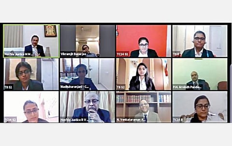 சாஸ்த்ரா நிகர்நிலைப் பல்கலைக்கழகம் சார்பில் இணையவழியில் நடைபெற்ற வரி தொடர்பான 16-வது நானி பல்கிவாலா மாதிரி நீதிமன்றப் போட்டி.