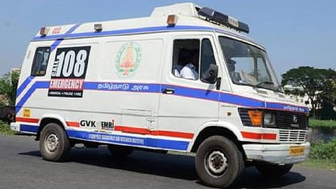 நடு ரோட்டில் வழிமறித்து தகராறு: 108 ஆம்புலன்ஸ் ஓட்டுநரைத் தாக்கிய 3 பேர் கைது