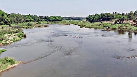 மாநிலங்களுடன் மத்திய ஜல்சக்தி அமைச்சகம் தீவிர ஆலோசனை; கோதாவரி - காவிரி இணைப்பு திட்ட அறிக்கை தயார்: ஆண்டுக்கு 200 டிஎம்சி தண்ணீர் வழங்க தமிழகம் வலியுறுத்தல்