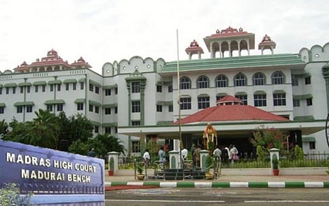 தமிழ் மொழியைப் புறக்கணித்து மத்திய தொல்லியல் துறை பட்டயபடிப்பு: உத்தரவை ரத்து செய்யக்கோரி உயர் நீதிமன்றத்தில் முறையீடு