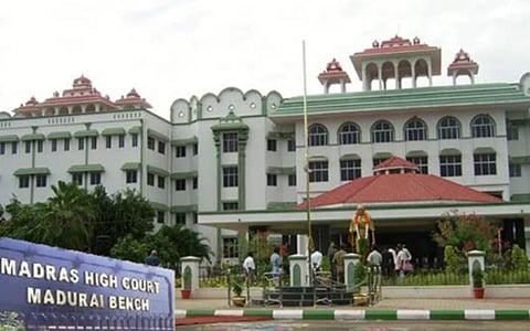 தமிழகத்தில் தேவேந்திர குல வேளாளர் ஆய்வுக் குழுவை ரத்து செய்ய வழக்கு: மக்கள் தொகை கணக்கெடுப்பு தாக்கல் செய்ய உத்தரவு