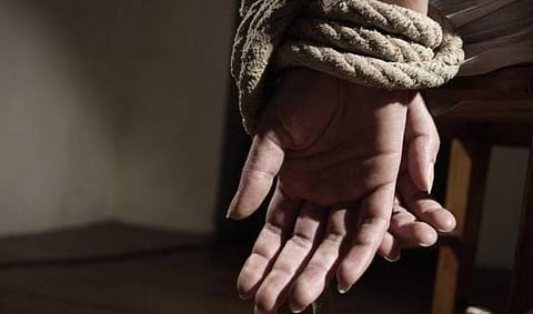 போரூர் அடுத்த முகலிவாக்கத்தில் சொத்துக்காக கணவனை கடத்திய மனைவி: மாங்காடு போலீஸார் தீவிர விசாரணை