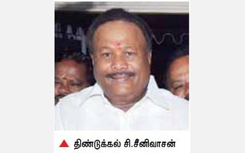 மாவட்டம் முதல் மாநிலத் தலைமை வரை அதிமுகவில் ஓங்கிய திண்டுக்கல் சீனிவாசனின் கை