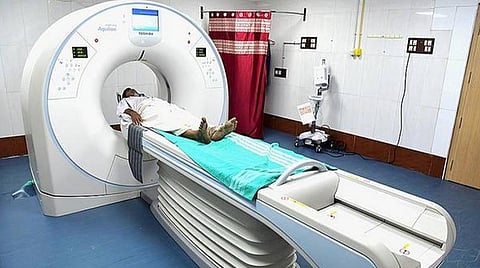 கரோனா வைரஸ் தொற்றை உறுதிப்படுத்த பரிசோதனையில் நெகட்டிவ் வந்தாலும் சிடி ஸ்கேன் எடுப்பது நல்லது: மருத்துவர்கள் வலியுறுத்தல்