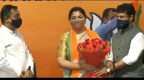 பாஜகவில் இணைந்தார் குஷ்பு.