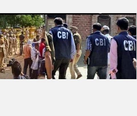 கூட்டு பலாத்கார வழக்கு விசாரணை ஹாத்ரஸில் தொடக்கம் : சிபிஐக்கு சவாலாக நிற்கும் உ.பி போலீஸாரின் பெருந்தவறுகள்