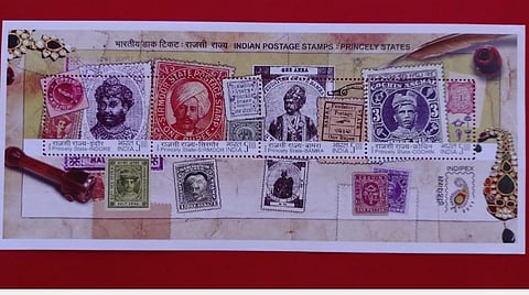 தபால் தலைகள் சேகரிப்பில் தடம் பதிக்கும் குமரி இளைஞர்