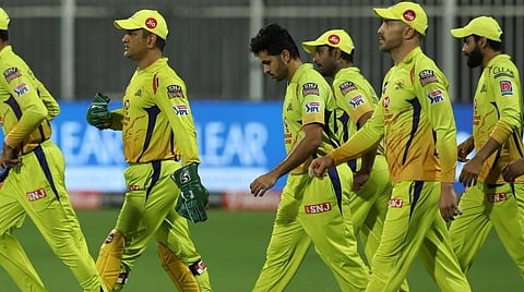 ட்விட்டரில் ட்ரெண்டாகும் #Cskforever