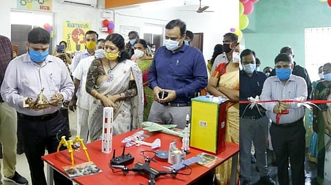 மாணவர்களின் அறிவியல் திறனை வளர்க்கும் நவீன அறிவியல் ஆய்வகங்கள்: சென்னை மாநகராட்சியின் 3 பள்ளிகளில் திறப்பு