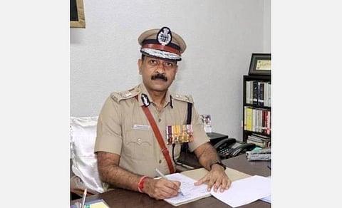 பொது இடங்களில் 5 பேருக்கு மேல் கூடக் கூடாது; சென்னையில் போராட்டம் நடத்த மீண்டும் தடை நீட்டிப்பு: காவல் ஆணையர் உத்தரவு