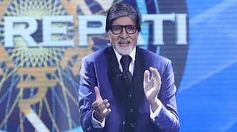 கேபிசி நிகழ்ச்சியில் மனுஸ்மிருதி கேள்வி: அமிதாப் பச்சனுக்கு எதிராக வழக்கு