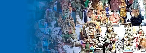 கருவிகளும் கொலு இருக்கும் நவராத்திரி