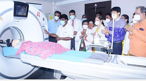 எழும்பூர் அரசு குழந்தைகள் நல மருத்துவமனையில் அதிநவீன சிடி ஸ்கேன் கருவி: அமைச்சர் விஜயபாஸ்கர் தொடங்கி வைத்தார்