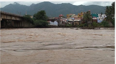 பில்லூர்-3, திருப்பூர்-4 திட்டங்களால் பவானி ஆற்றின் 17 குடிநீர்த் திட்டங்களும் பாதிக்கும் அபாயம்: மேட்டுப்பாளையம் குடிநீர் பாதுகாப்புக் குழுவினர் கவலை