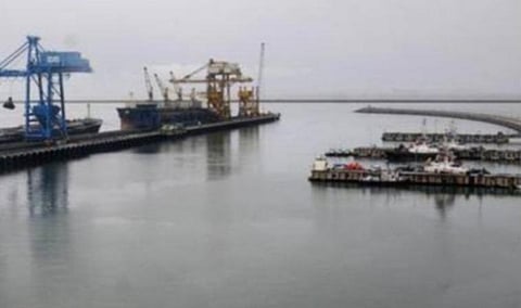 கழிவுகளைக் கொட்டிய வழக்கு; எண்ணூர் காமராஜர் துறைமுகத்துக்கு விதிக்கப்பட்ட அபராதம்: ரூ.4 கோடியாகக் குறைத்து பசுமை தீர்ப்பாயம் உத்தரவு