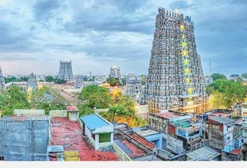 மதுரை மீனாட்சி அம்மன் கோயில்.