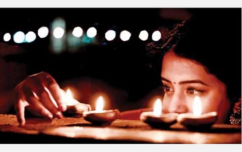 தீபாவளியை மிரட்டும் கோவிட்-19!