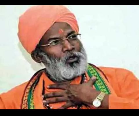 எந்த வருடம் ஆடு இல்லாத பக்ரீத் கொண்டாடப்படுகிறதோ அதே ஆண்டில் தீபாவளிக்கு பட்டாசு வெடிக்கப்படாது –பாஜக எம்.பி சாக்ஷி மஹராஜின் கருத்தால் சர்ச்சை