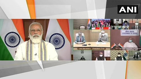 வரி-பயங்கரவாதத்தில் இருந்து வரி-வெளிப்படைத்தன்மையை நோக்கி இந்தியா நகர்ந்திருக்கிறது: பிரதமர் மோடி