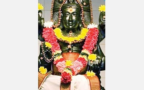 குருப்பெயர்ச்சி பொதுப்பலன்கள்: தனுசு ராசி வாசகர்களே (15.11.2020 முதல் 13.11.2021 வரை)