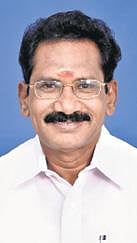 அடர்த்தியான மழையால் நீர் செல்வது சிரமம்: அமைச்சர் செல்லூர் கே.ராஜூ தகவல்