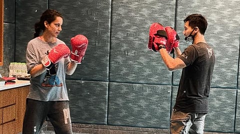 'தாக்கட்' படத்துக்காக கங்கணா ரணவத் தீவிர சண்டைப் பயிற்சி